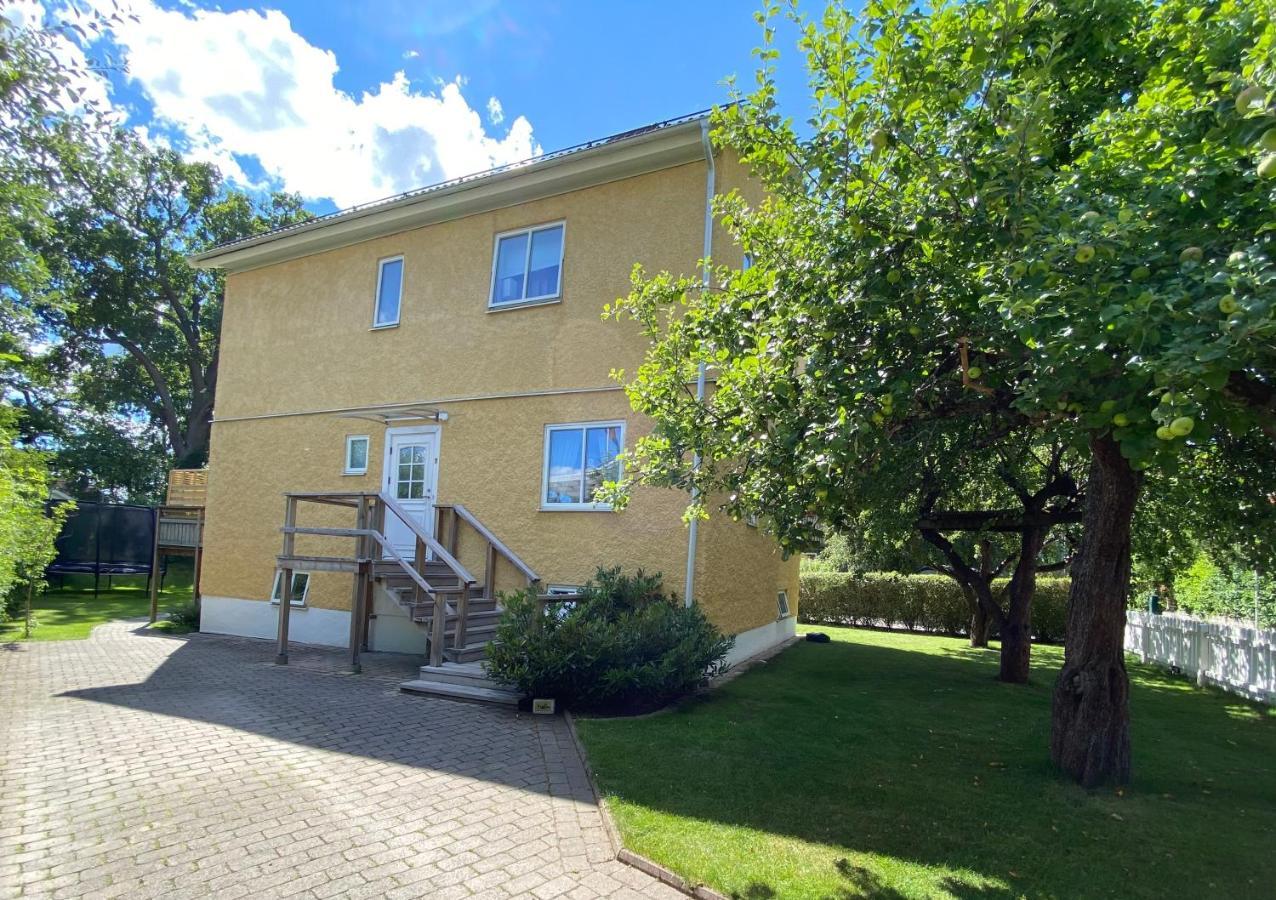 Lower Floor Of 50 Sqm In Nice Villa With Parking ستوكهولم المظهر الخارجي الصورة